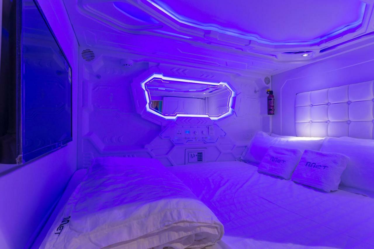 Met A Space Pod At Arab Street Singapur Dış mekan fotoğraf